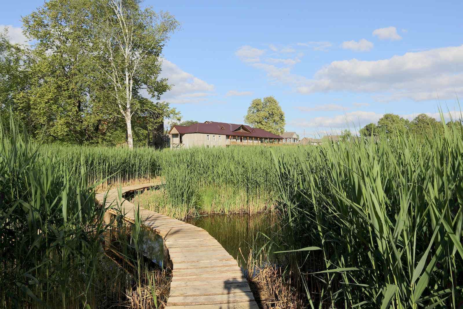 Tinevichi. The tourist village "Belye Luga" (White meadows).