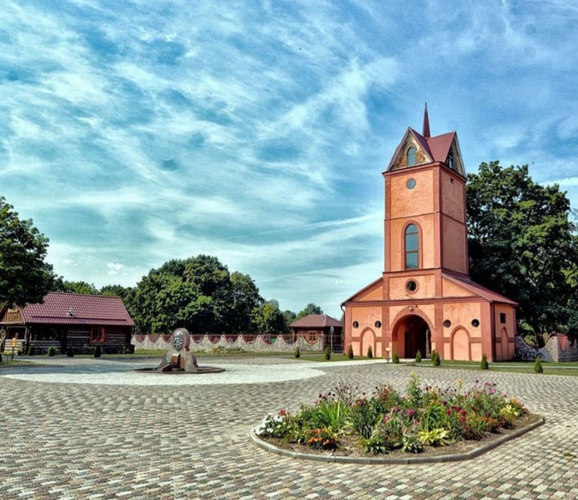 Manor and park complex "Dukorsky Maentak".