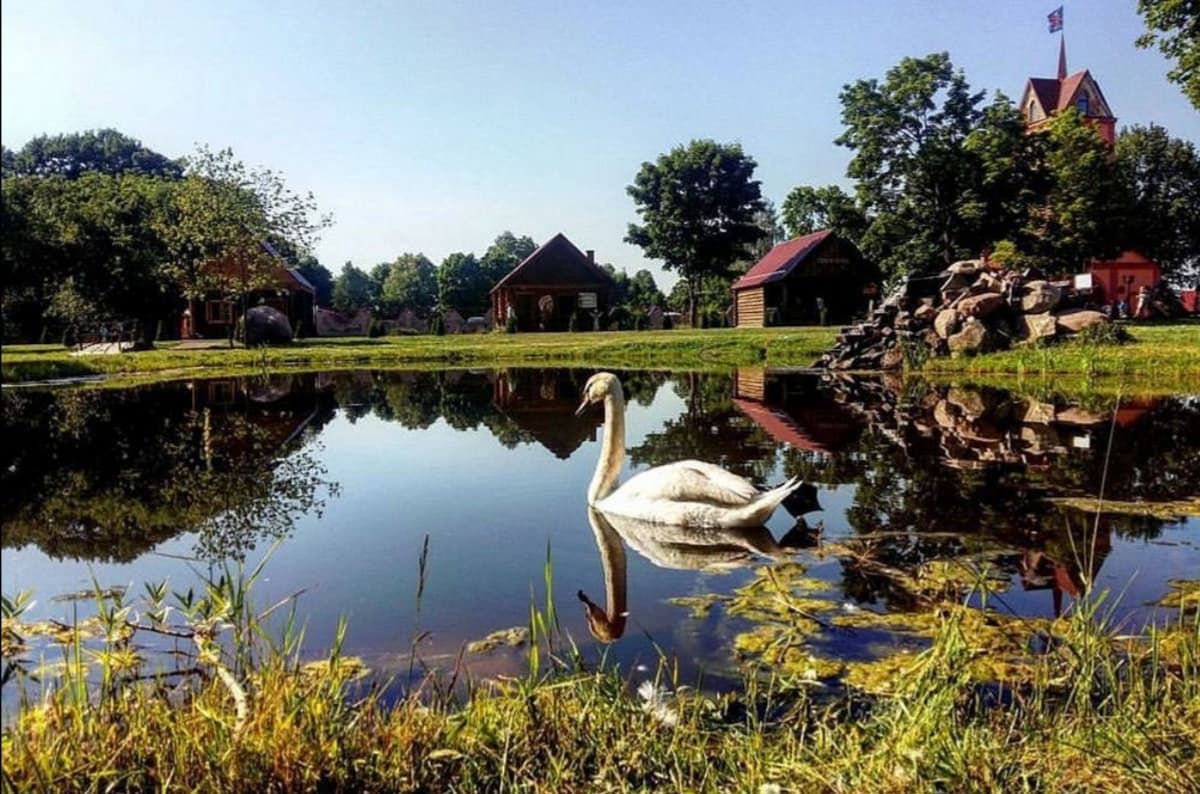 Manor and park complex "Dukorsky Maentak".