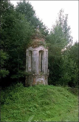 A Ruchitsa. Ruins of chapels.