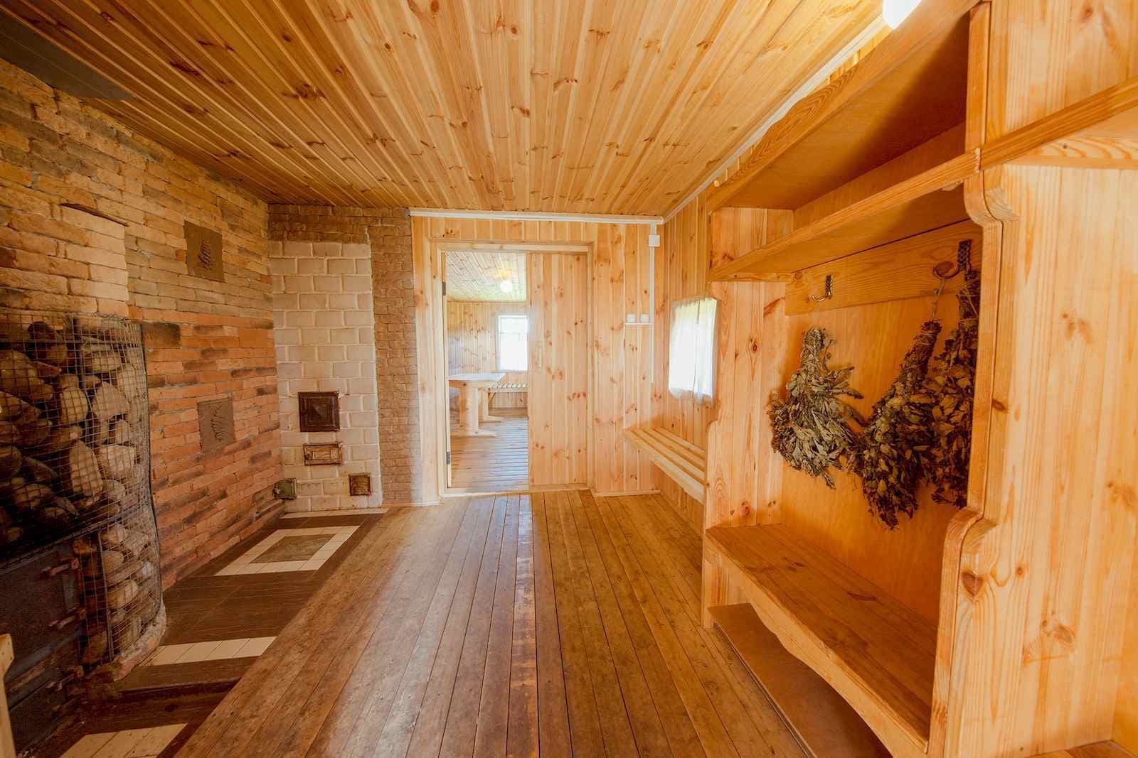 Tinevichi. The tourist village "Belye Luga" (White meadows).