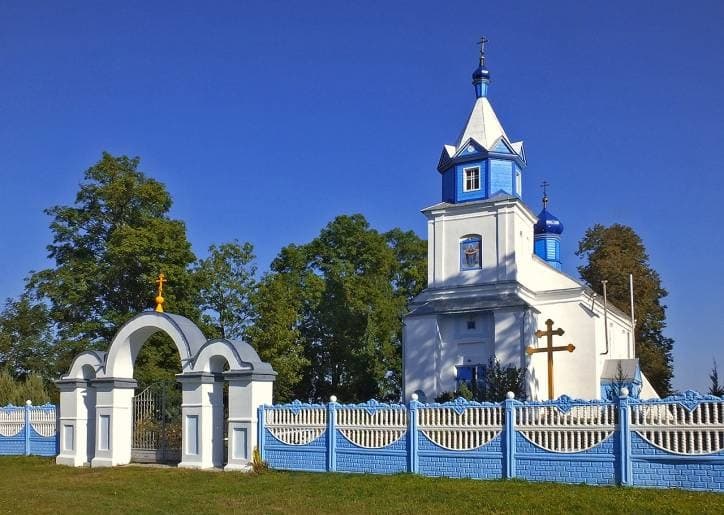 Bukhovichi. Holy Protection Church.