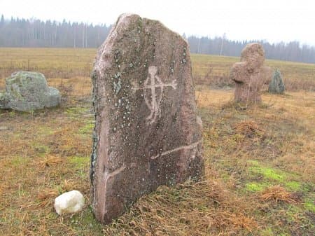 Двор-Таронкавічы. Паганскае капішча.