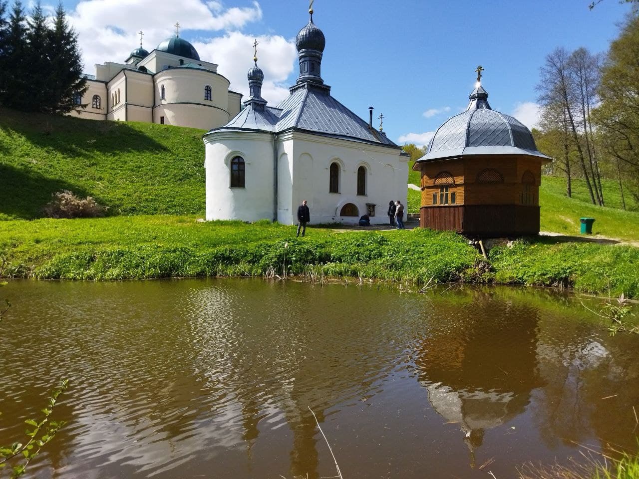 Пустынкі. Свята-Успенскі манастыр.