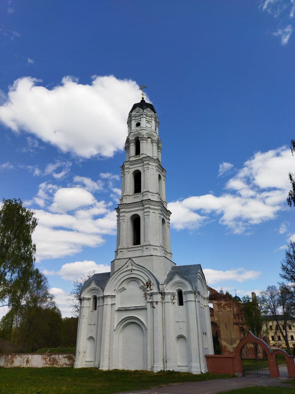 Пустынкі. Свята-Успенскі манастыр.