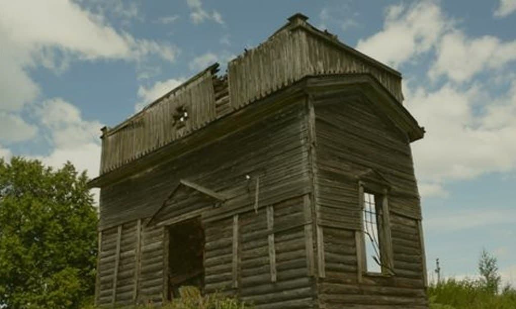 Колодница. Руины церкви.