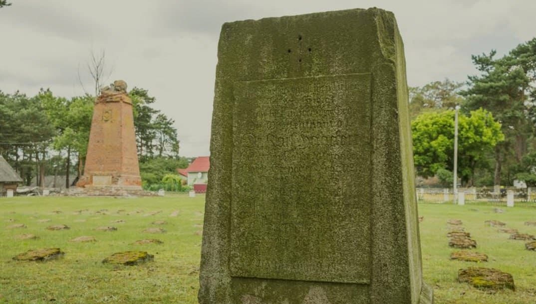 Тамашоўка. Помнік салдатам Першай сусветнай вайны.