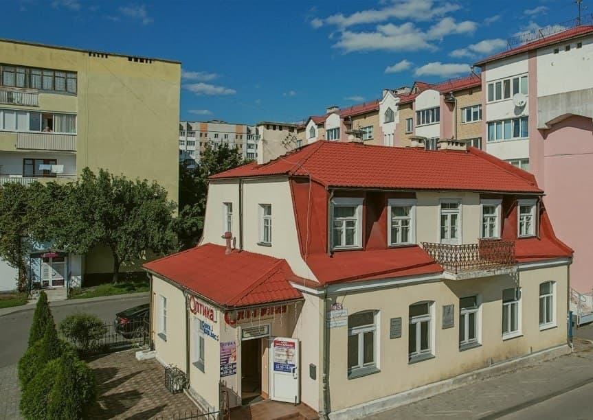 Пінск. Дом, у якім нарадзіўся Рышард Капусцінскі.