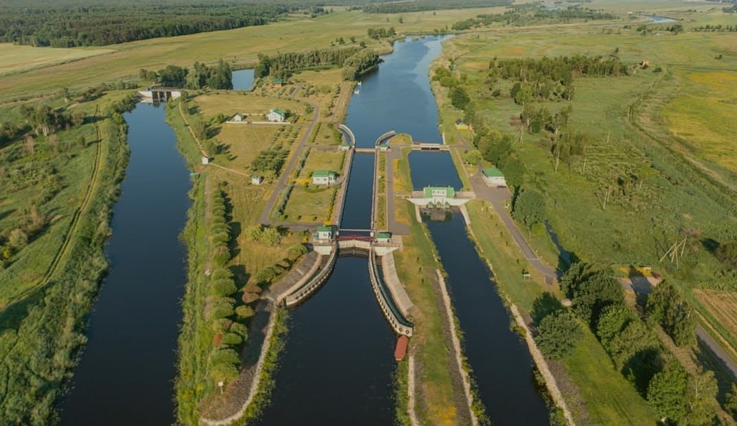 Duboe. The hydroelectric complex.