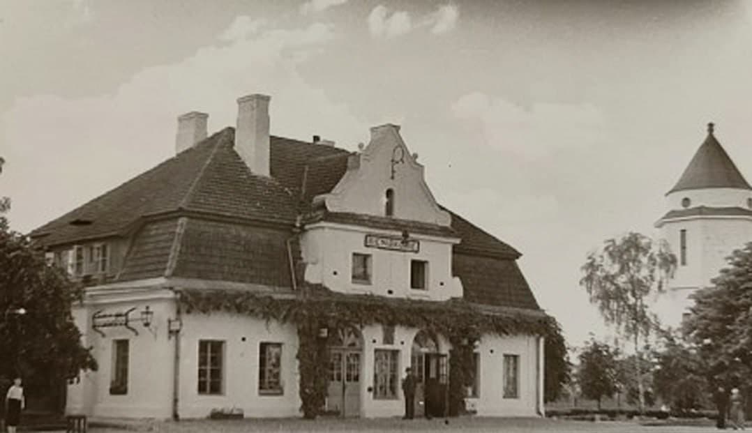 Benyakoni. Railway station.