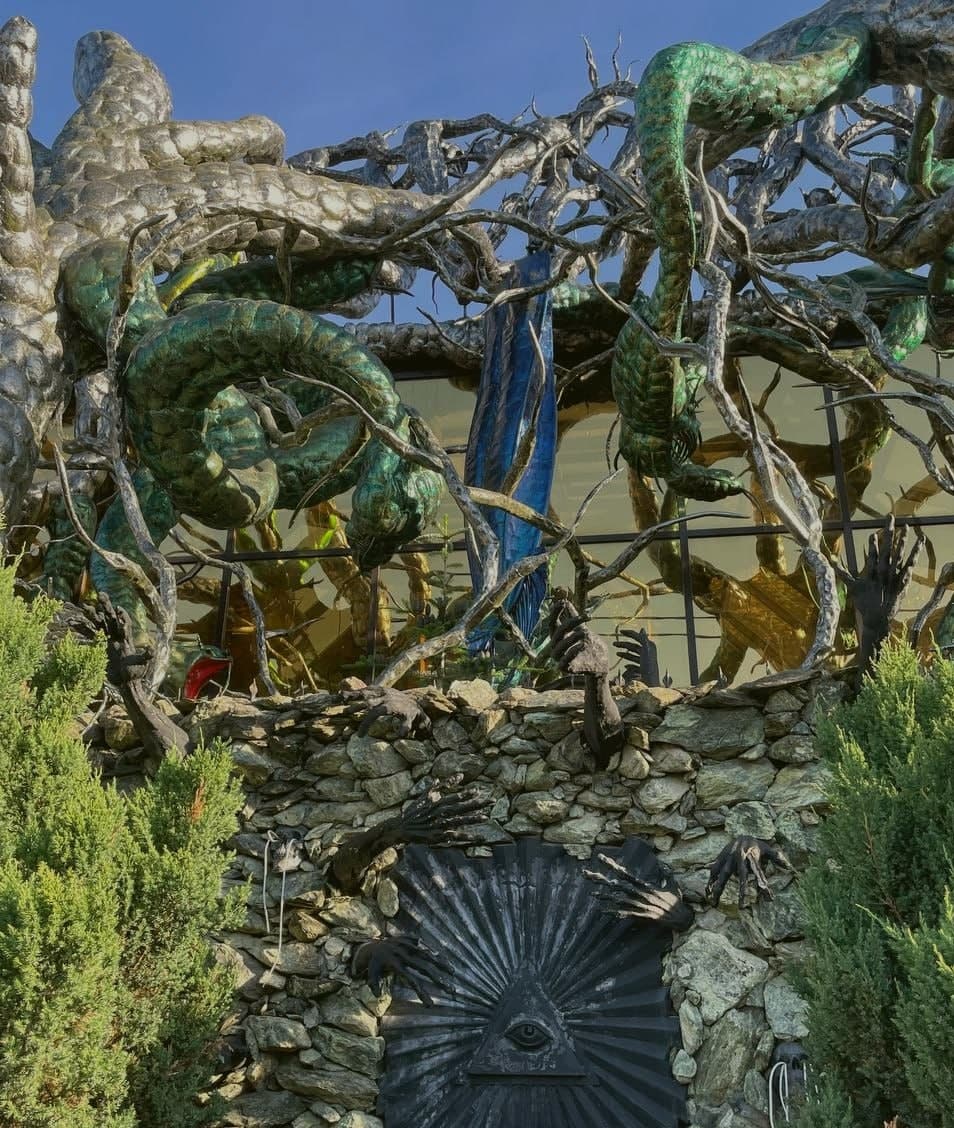 Ратомка. "Дом с чертями".