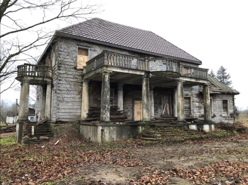 Буденовка. Бывшее имение Стругачей.