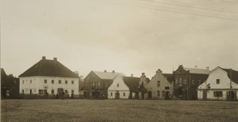 Паставы. Дамы рамеснікаў 18-га стагоддзя.