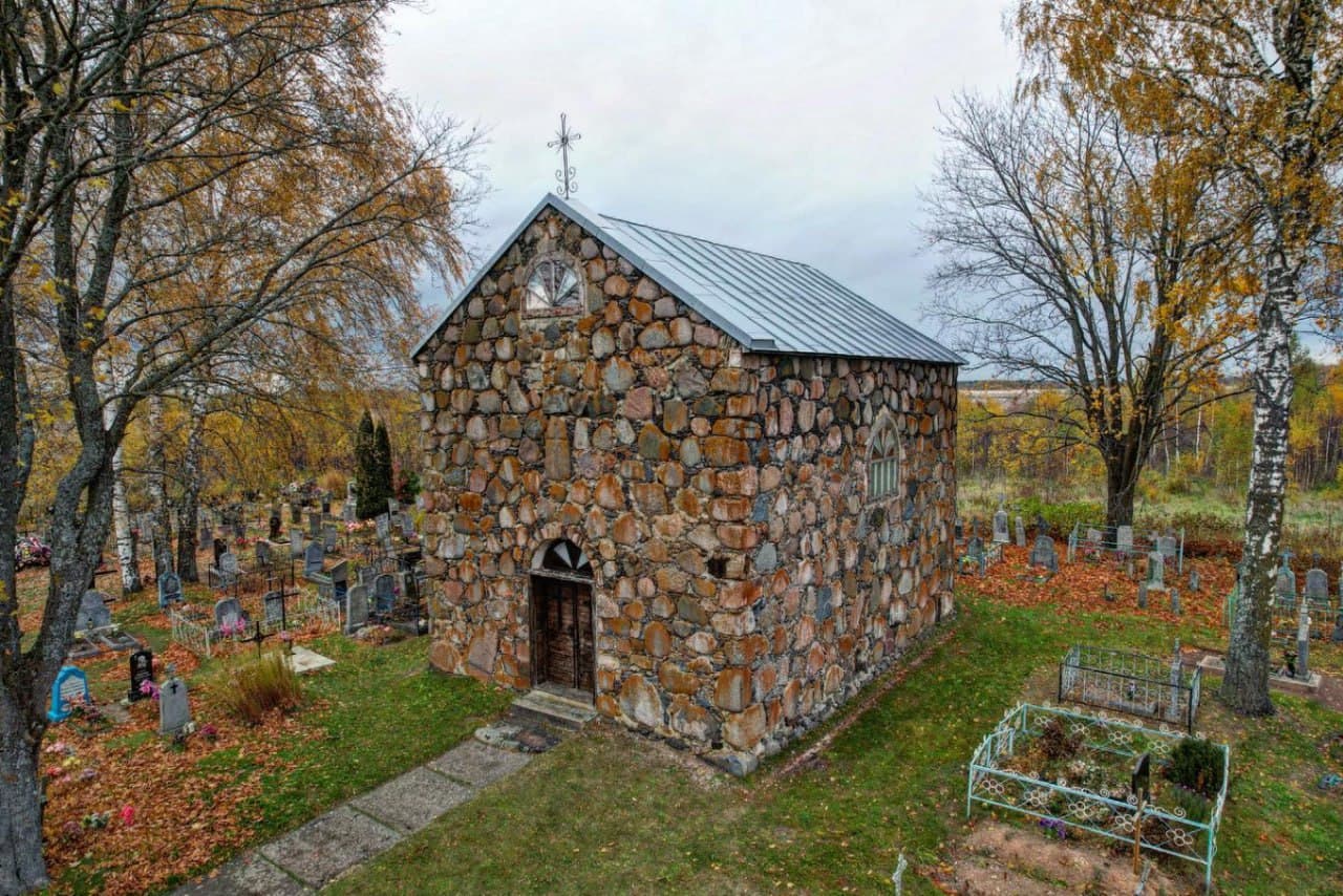 Стародворище. Часовня Святой Ядвиги.