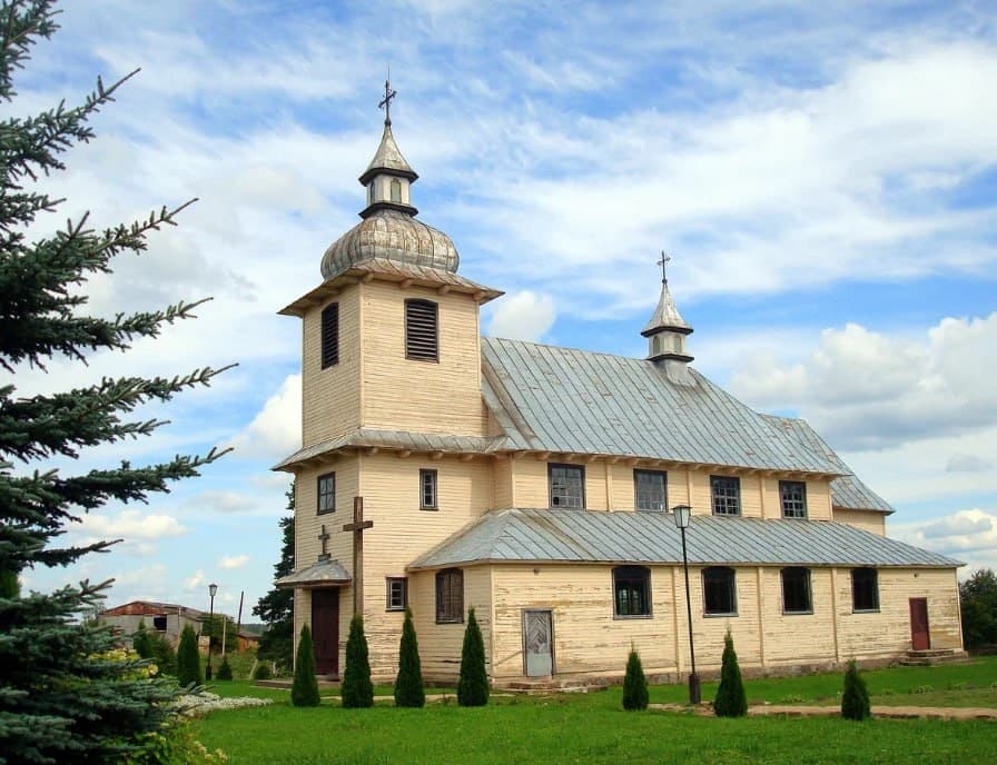 Dalyokie. The Catholic church of St. Stanislaus.
