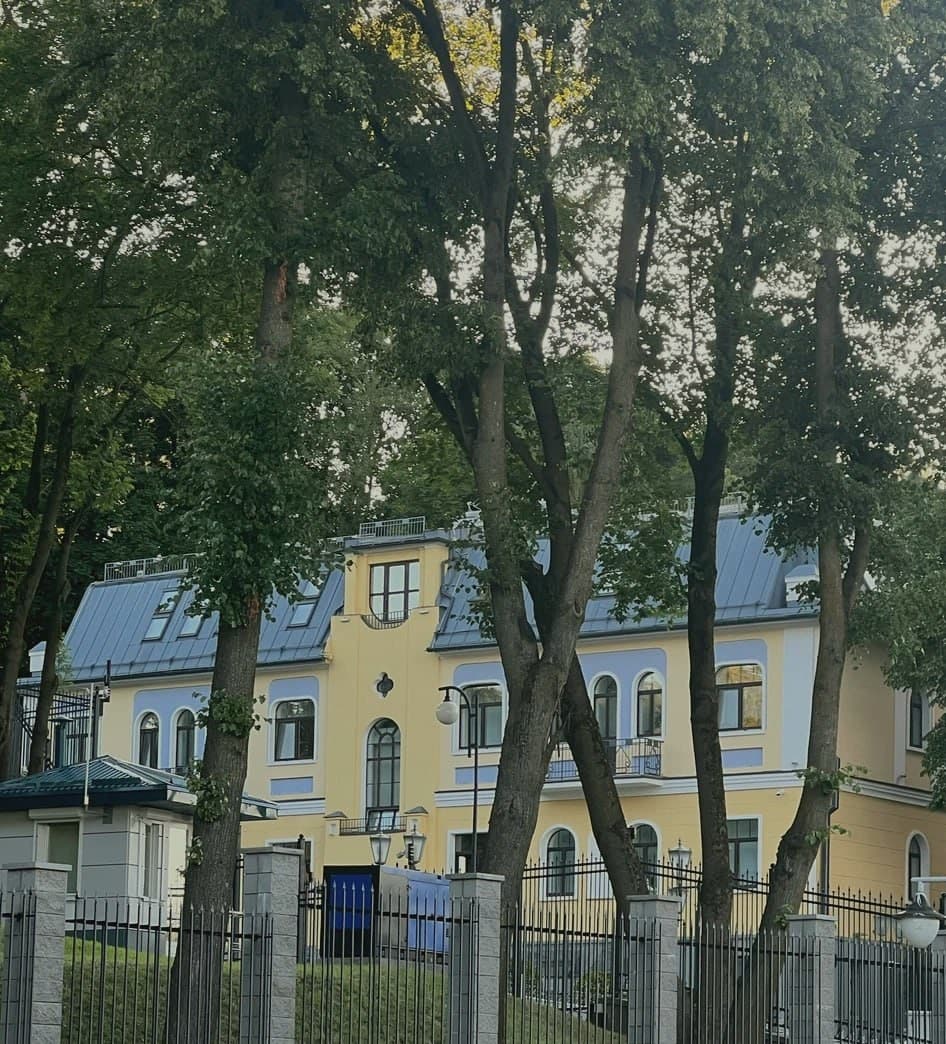 Minsk. Ahmed Ofli's house.