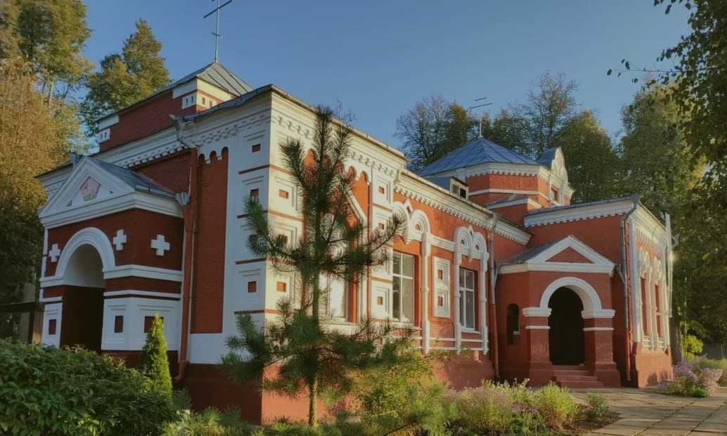 Bolshaya Komarovka. The St. George the Victorious church.