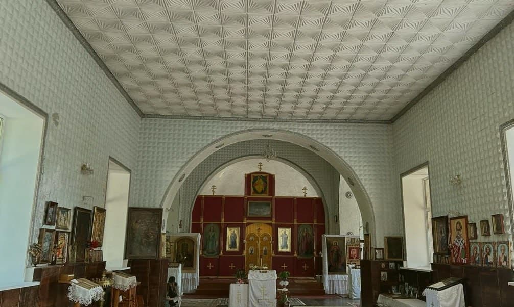 Bolshaya Komarovka. The St. George the Victorious church.