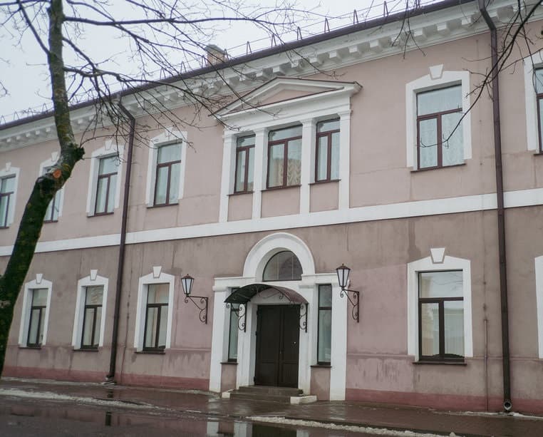 Slutsk. The oldest school in Belarus.